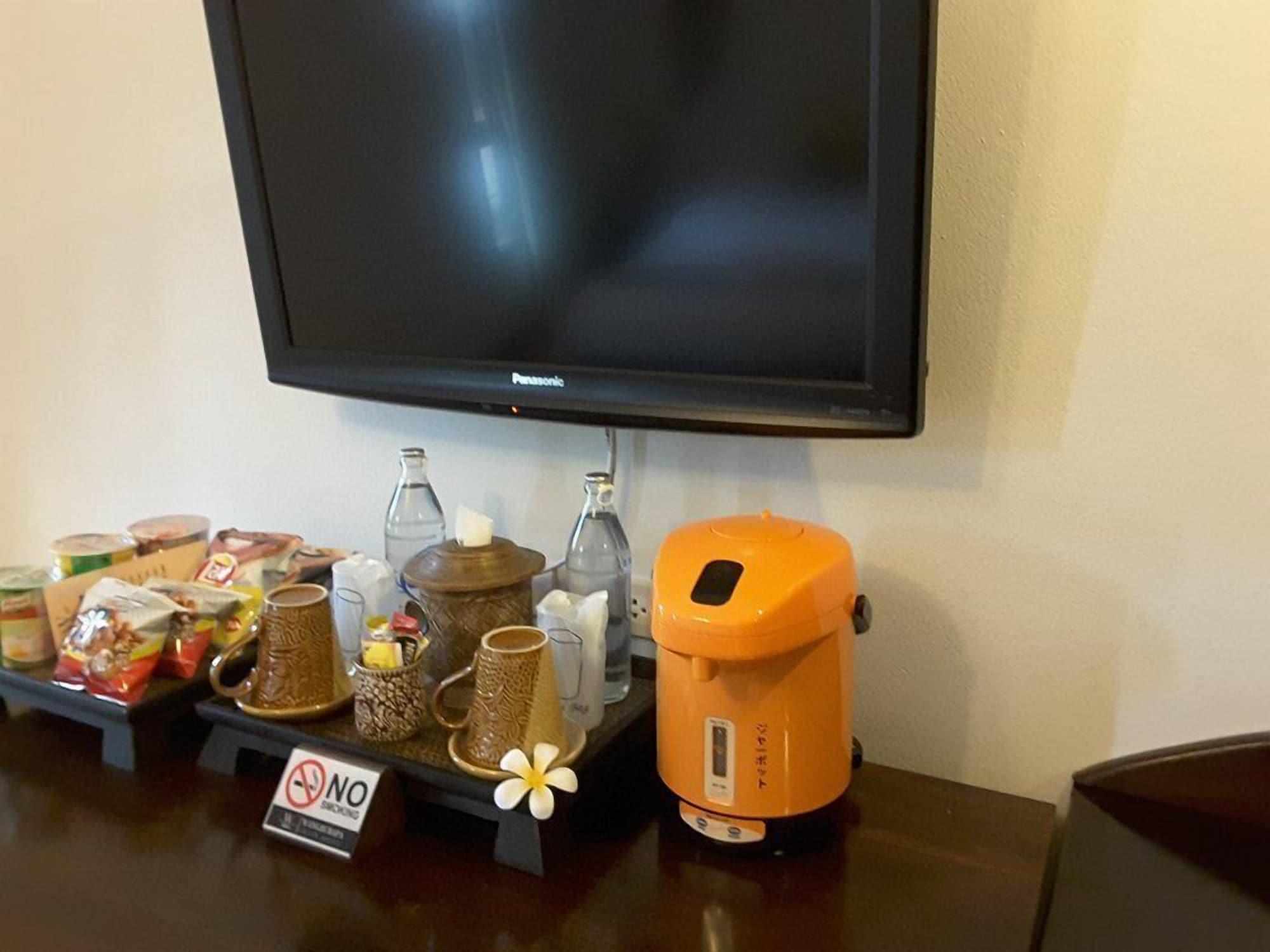 Wangburapa Grand Hotel Chiang Mai Zewnętrze zdjęcie