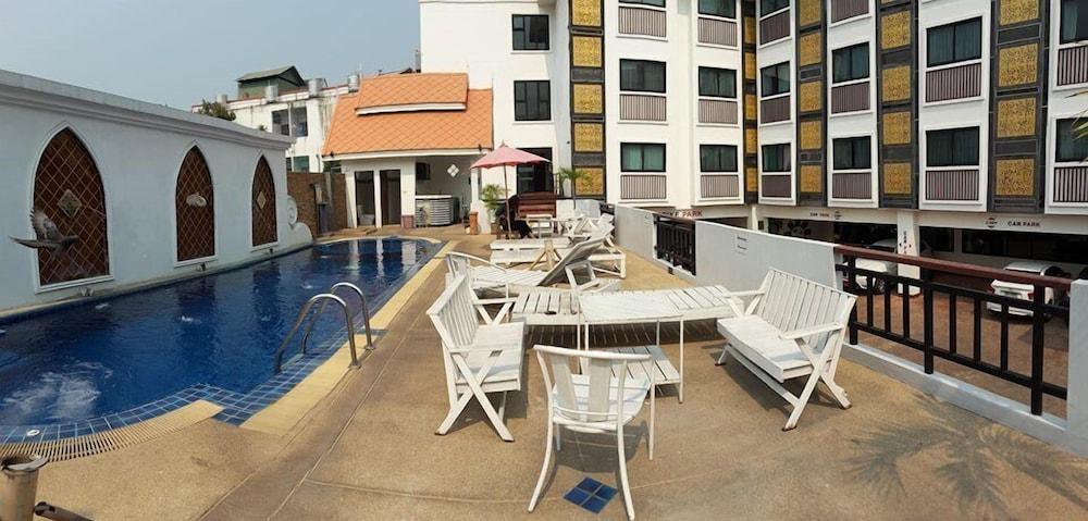 Wangburapa Grand Hotel Chiang Mai Zewnętrze zdjęcie