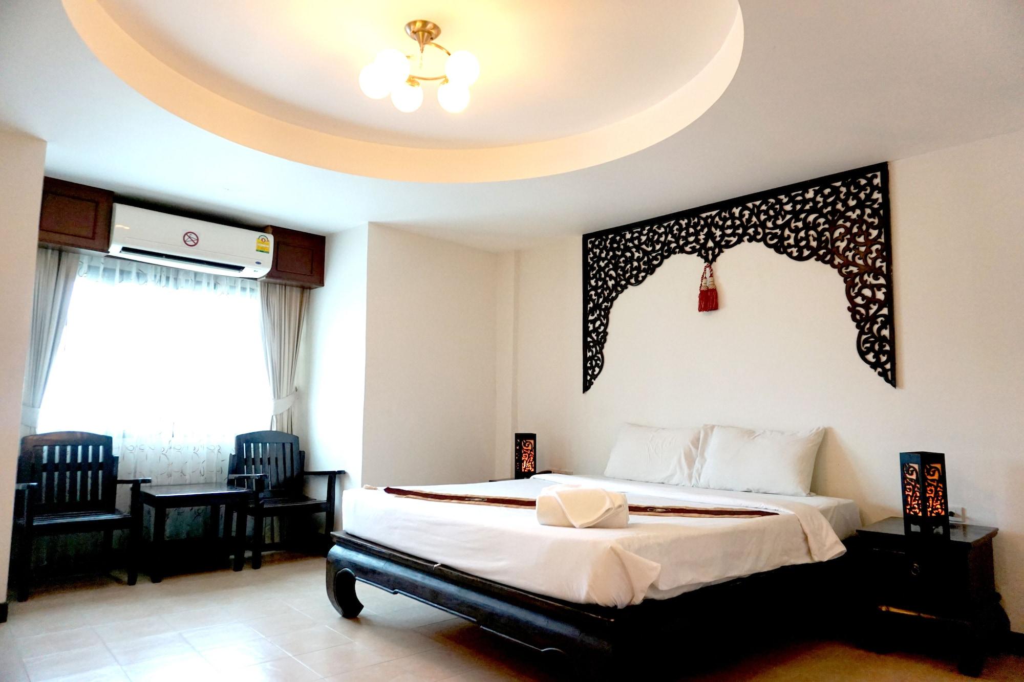 Wangburapa Grand Hotel Chiang Mai Zewnętrze zdjęcie