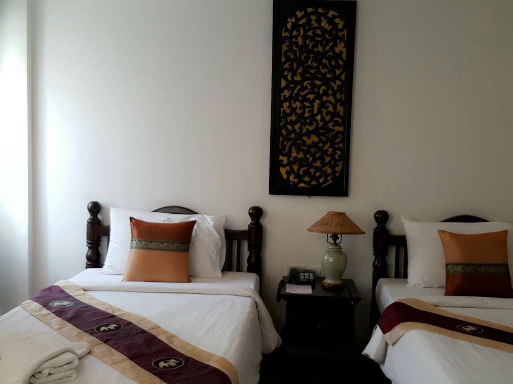 Wangburapa Grand Hotel Chiang Mai Zewnętrze zdjęcie