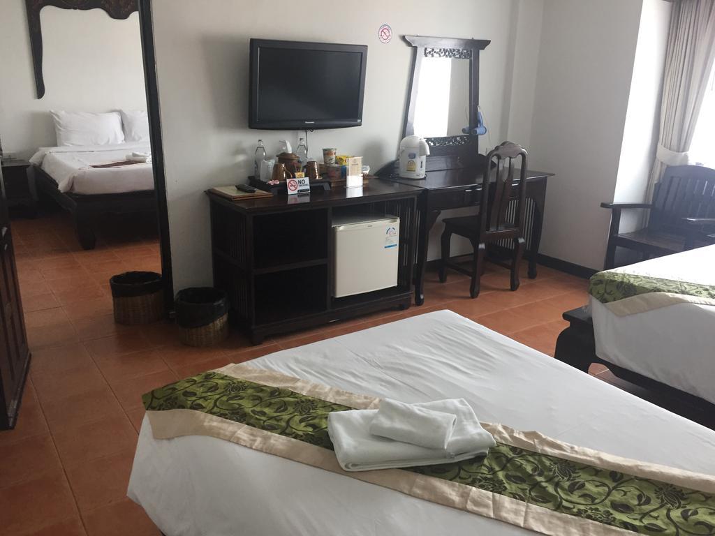Wangburapa Grand Hotel Chiang Mai Zewnętrze zdjęcie