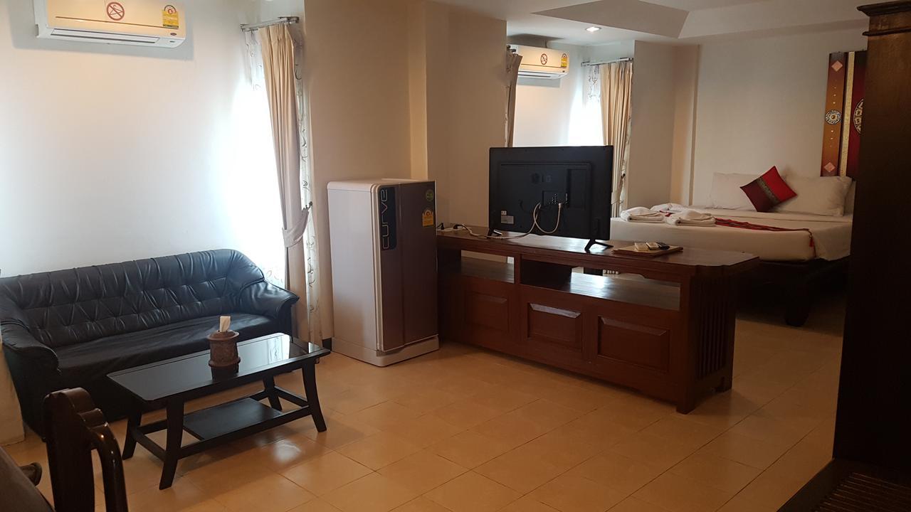 Wangburapa Grand Hotel Chiang Mai Zewnętrze zdjęcie